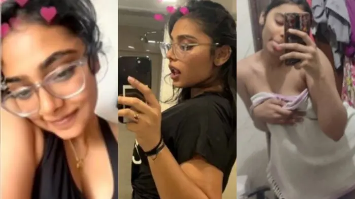 Sexy Indian Gf Teasing Showing Naked